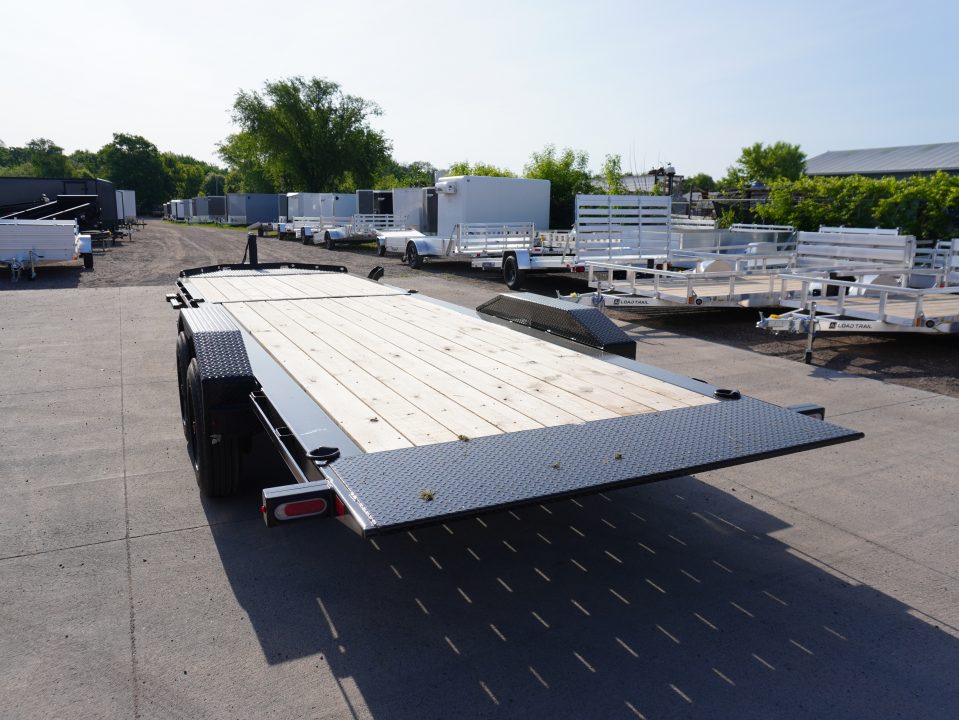 New 2026 Diamond C Trailers 210 24ft Tilt