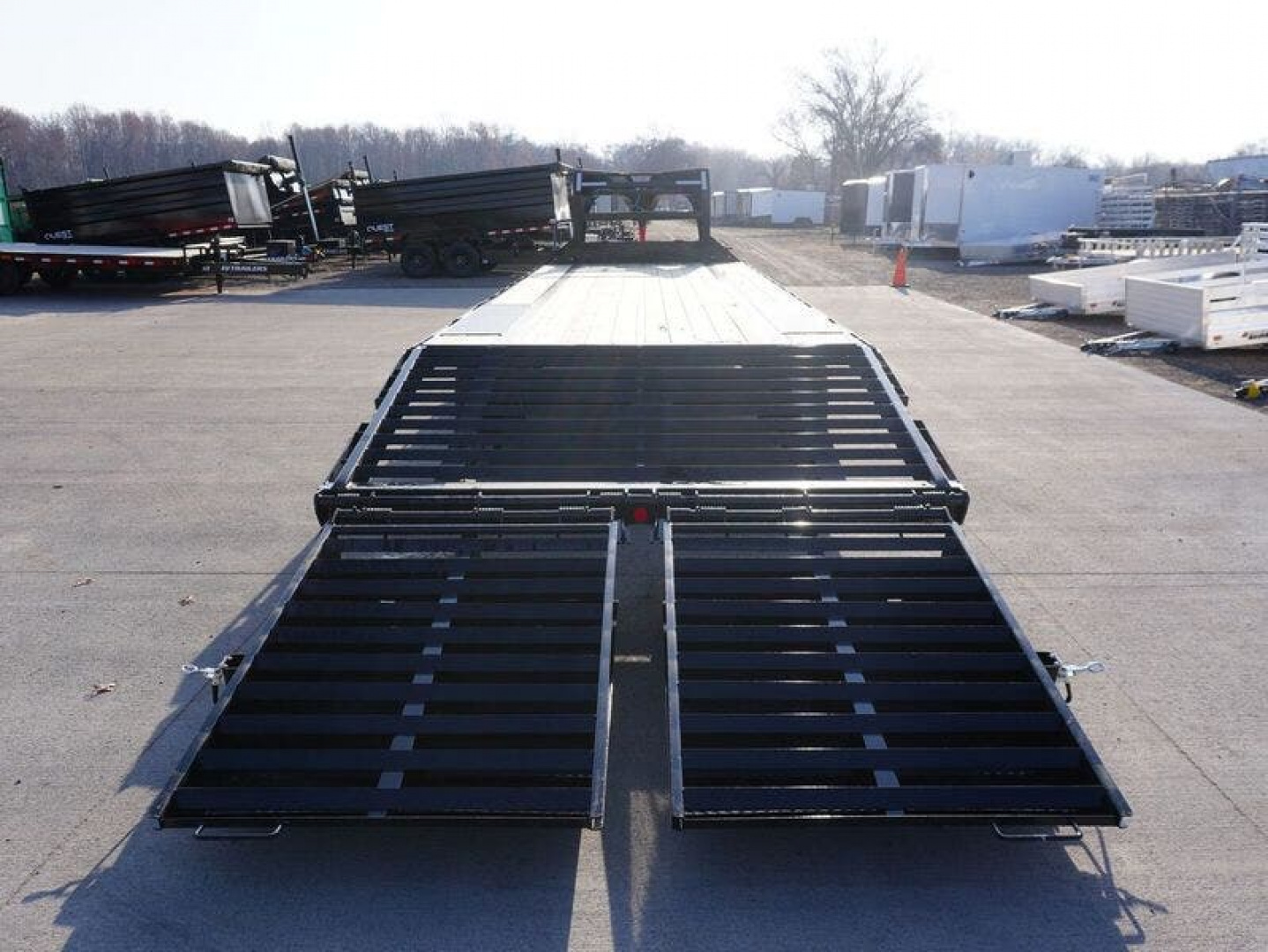 New 2026 PJ Trailers 28FT Gooseneck Deckover
