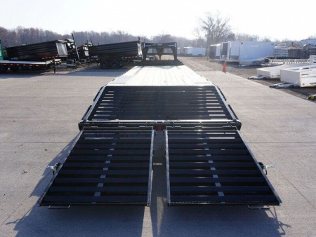 New 2026 PJ Trailers 28FT Gooseneck Deckover