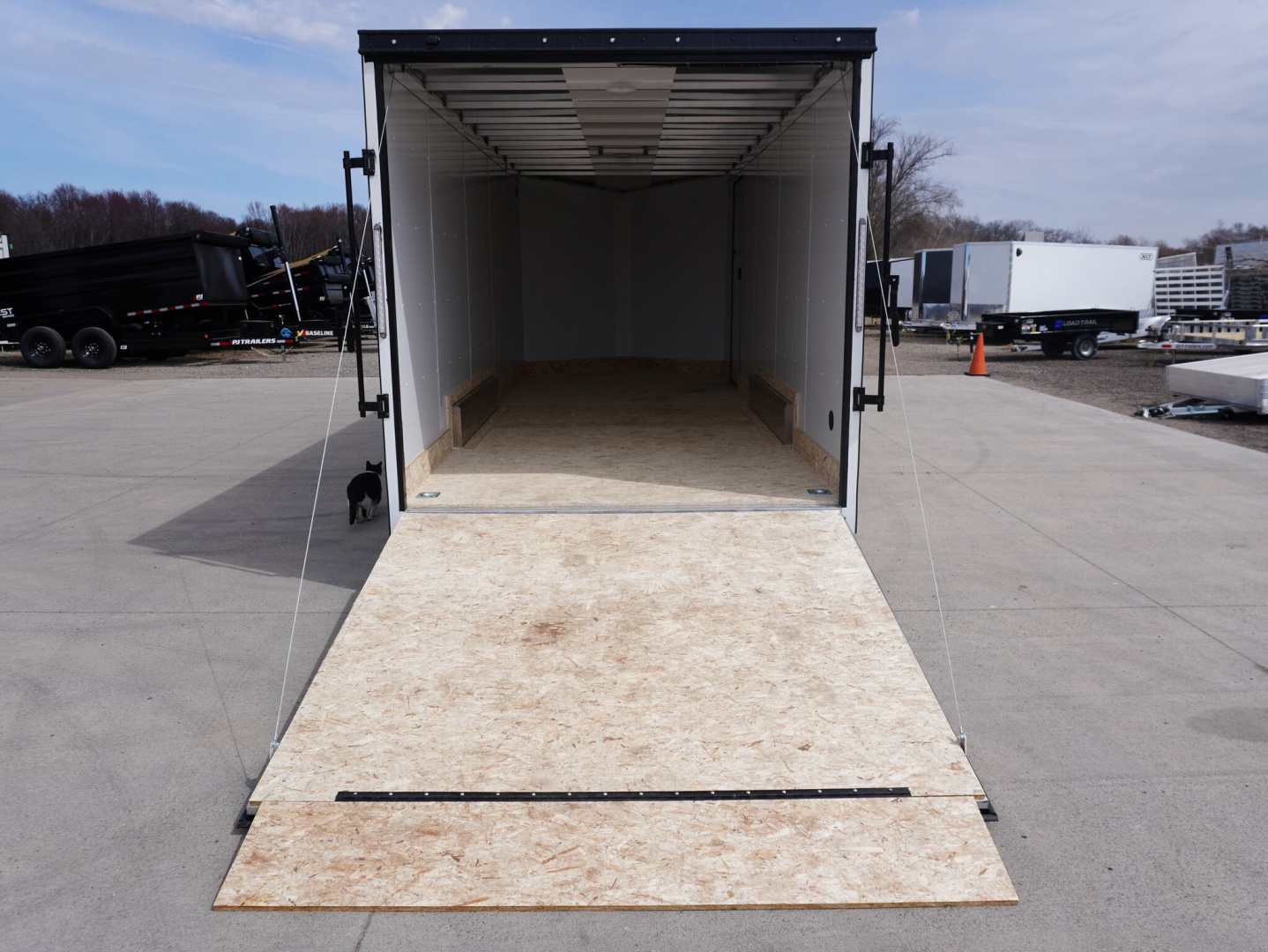 New 2026 Discovery Trailers 7.5x20ft Enclosed