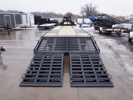 New 2026 Diamond C Trailers FMAX212 32ft Gooseneck Deckover