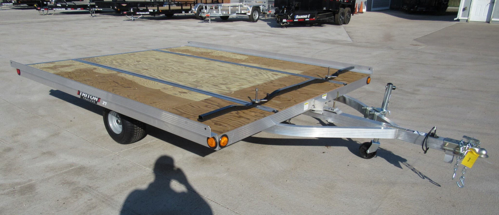 New 2026 Triton Trailers XT10-QP