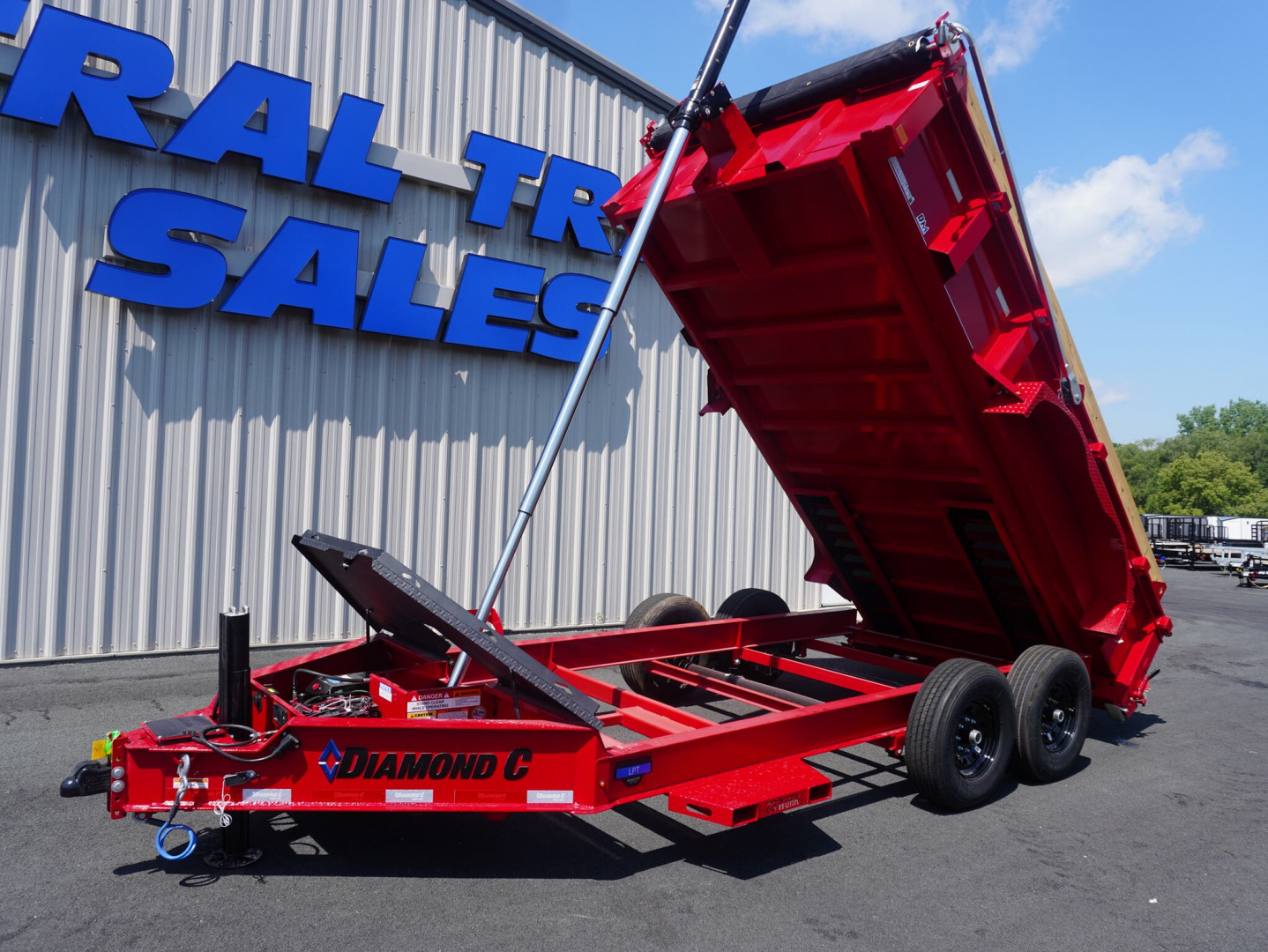 New 2026 Diamond C Trailers 207 82'x14ft Dump