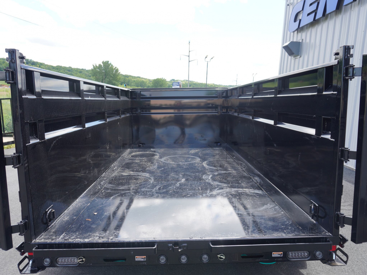 New 2026 Load Trail 83'x14ft Dump