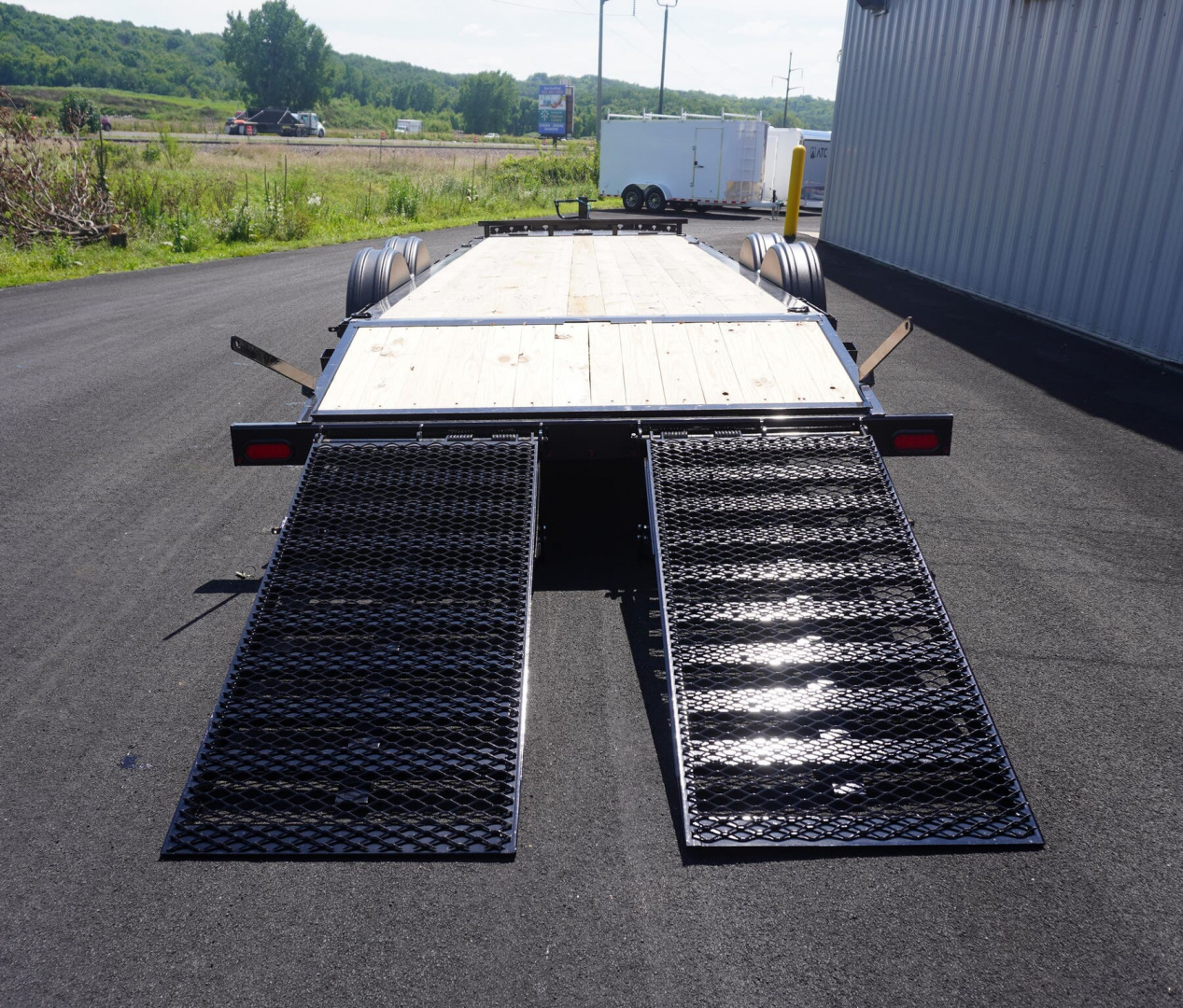New 2026 PJ Trailers 24ft Equipment Trailer