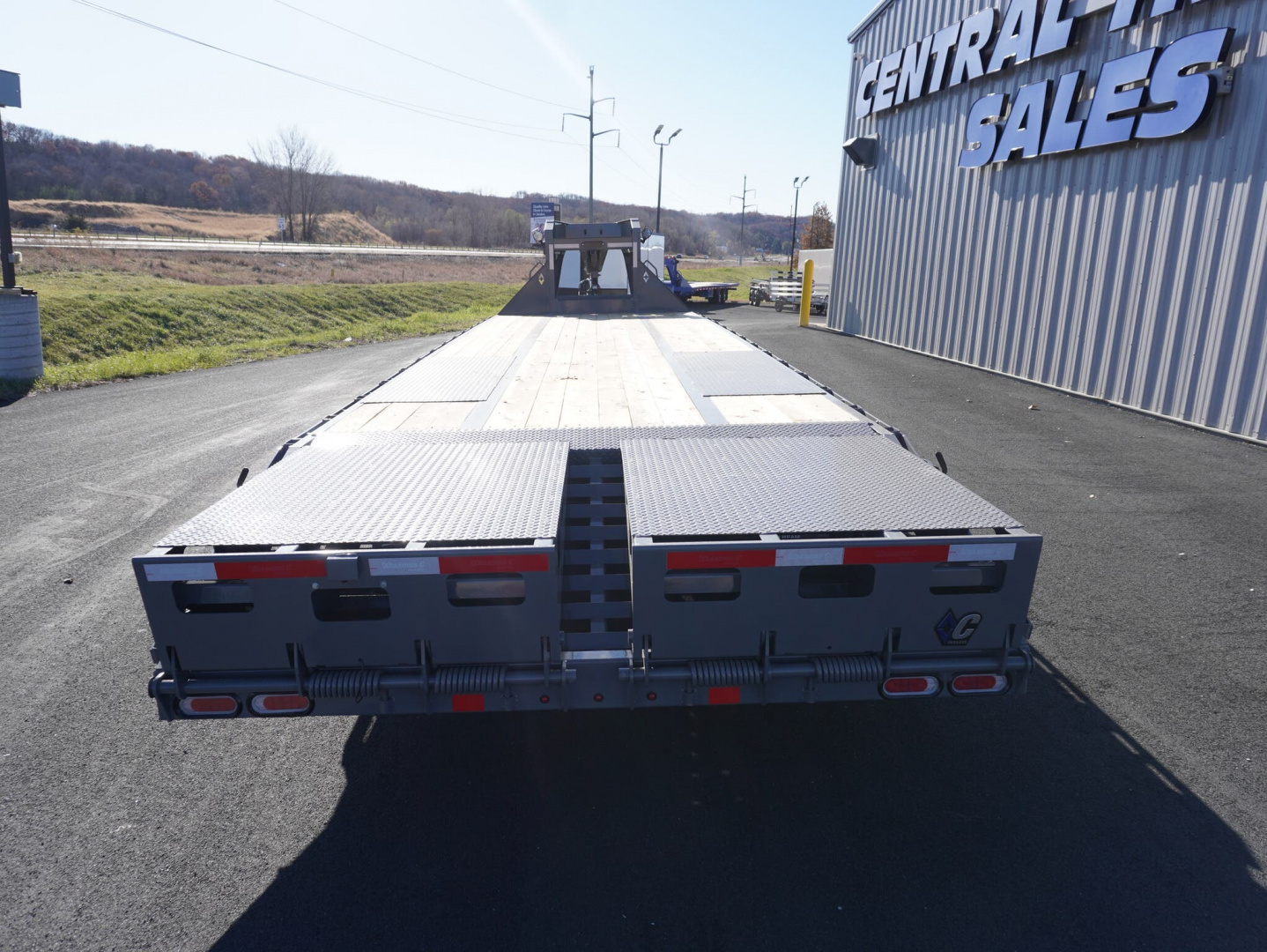 New 2026 Diamond C Trailers 32ft Gooseneck Deckover