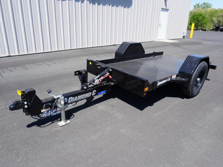 New 2025 Diamond C Trailers 107 59'x10ft Tilt