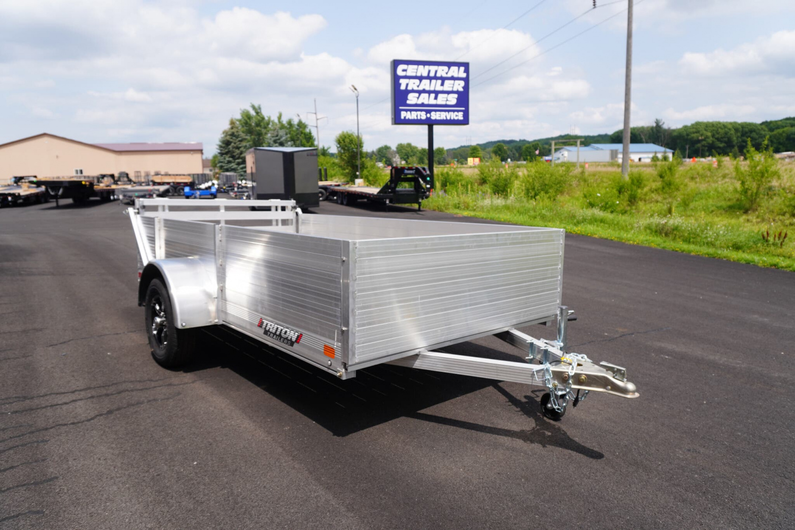 New 2024 Triton Trailers 64'x10ft Aluminum Utility