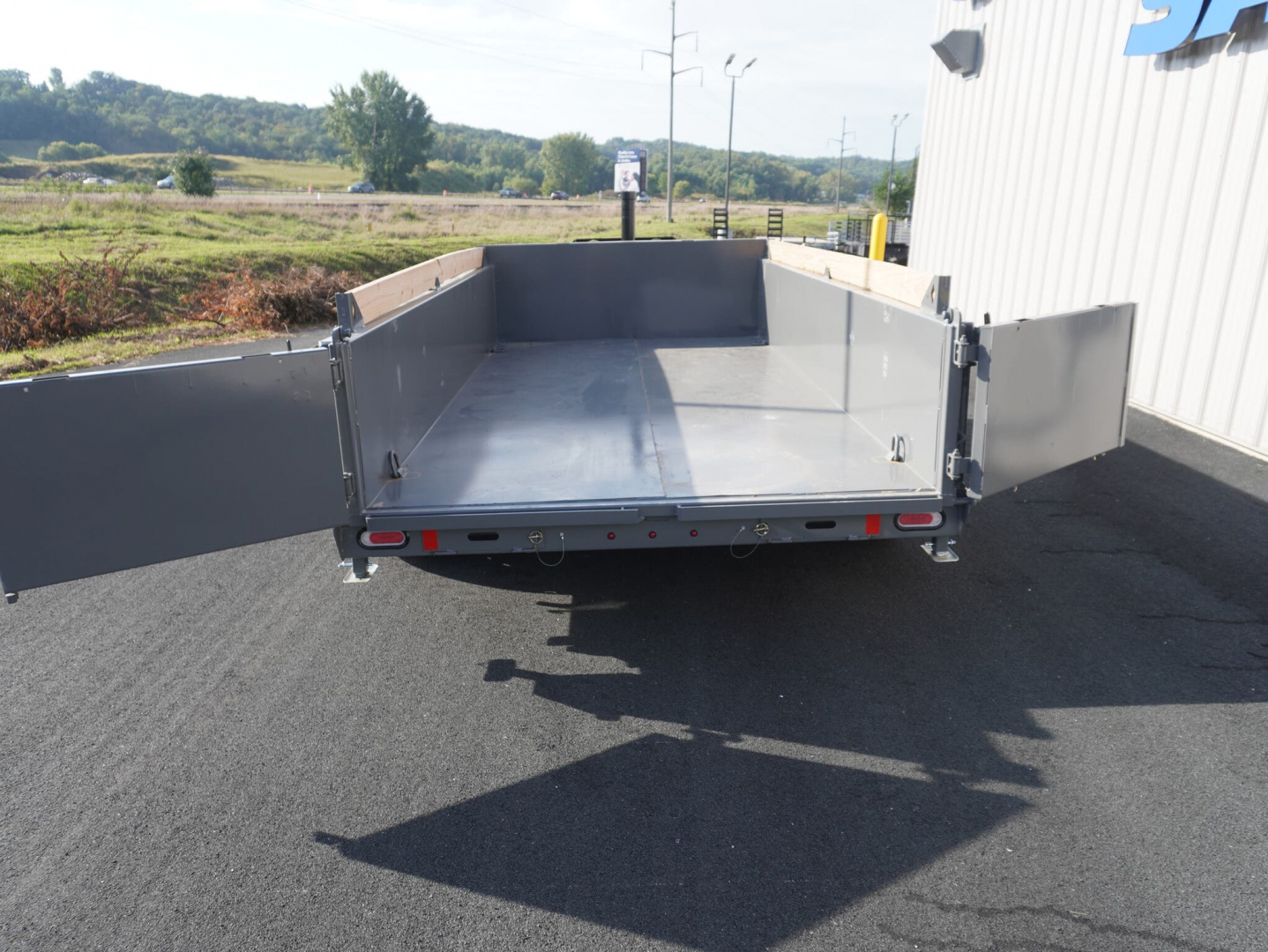 New 2026 Diamond C Trailers 207 82'x14ft Dump