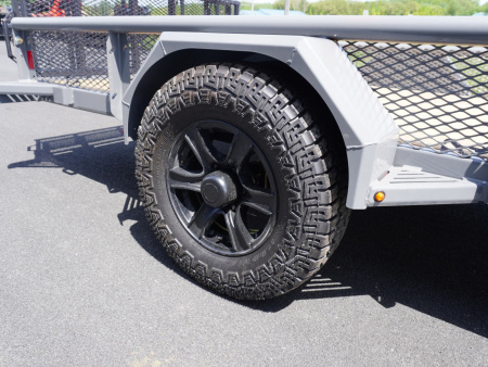New 2025 Diamond C Trailers 135 77'x12ft Venture Utility