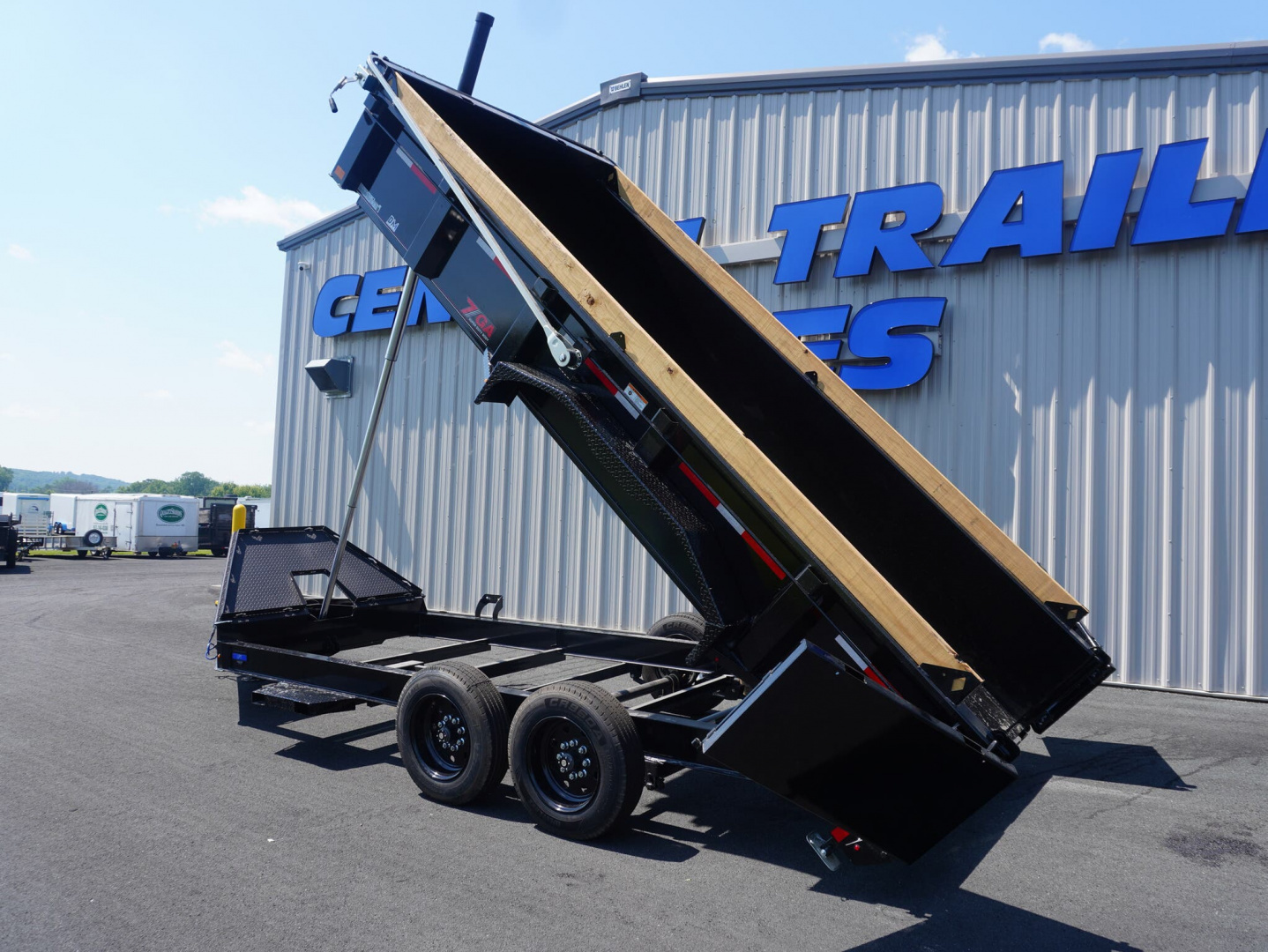 New 2026 Diamond C Trailers 207 82'x16ft Dump