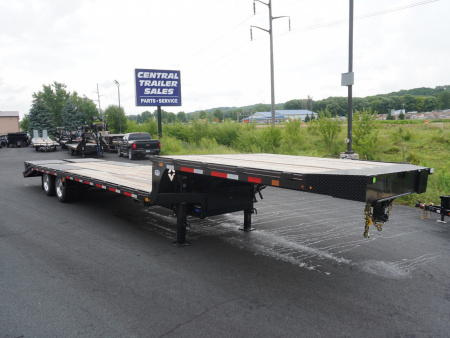 New 2025 Diamond C Trailers 38ft Trailer Step Deck