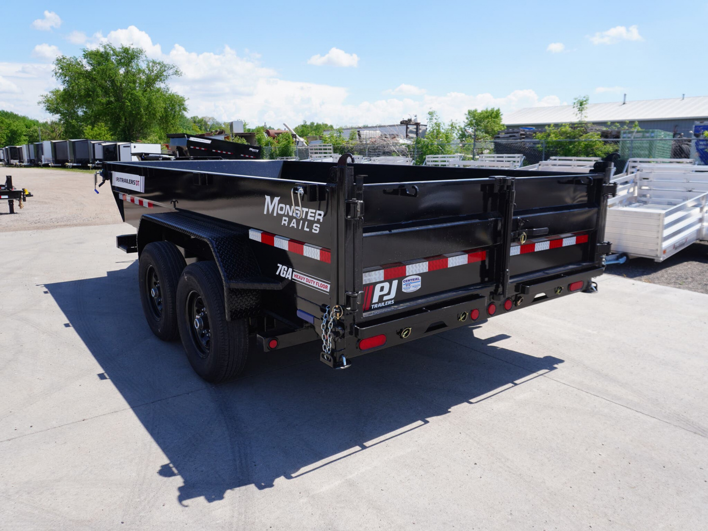 New 2026 PJ Trailers 83'x14ft Dump