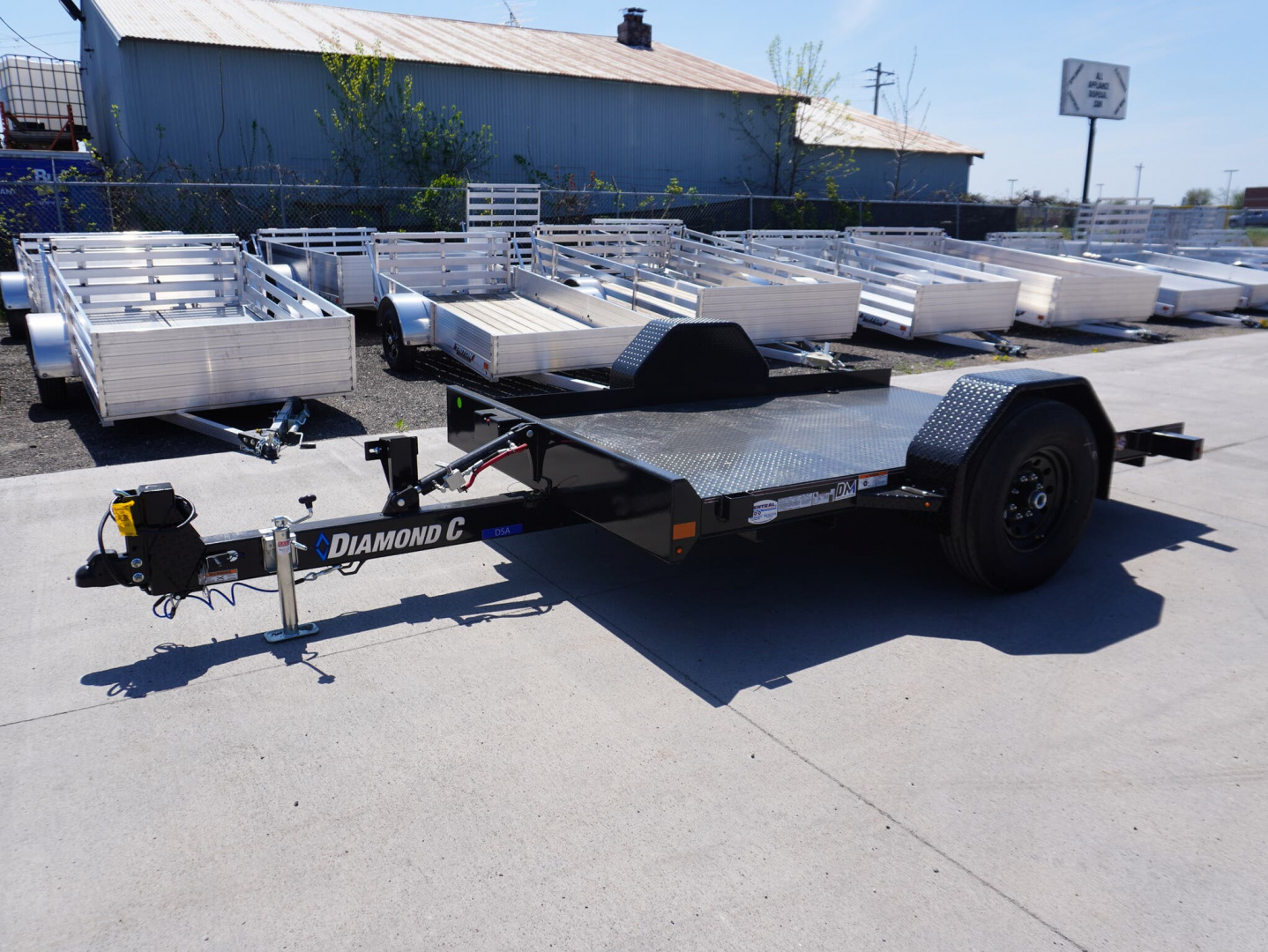 New 2025 Diamond C Trailers 107 77'x10ft Tilt