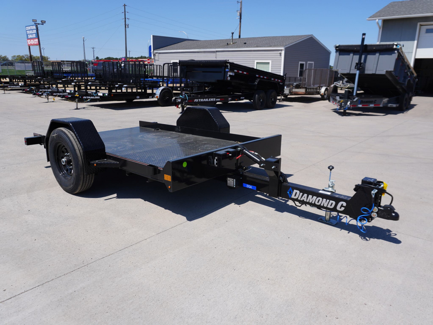 New 2025 Diamond C Trailers 107 77'x10ft Tilt