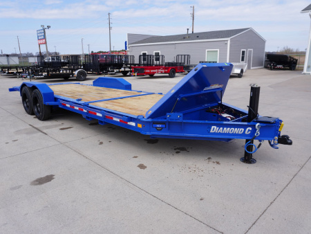 New 2025 Diamond C Trailers 207 22ft Tilt