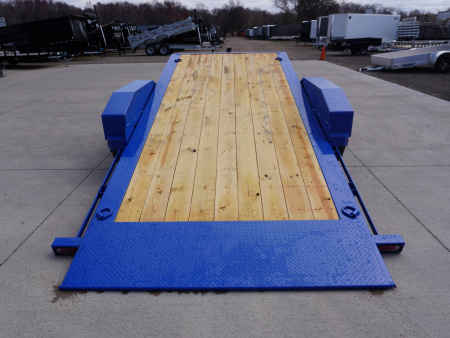 New 2025 Diamond C Trailers 207 22ft Tilt