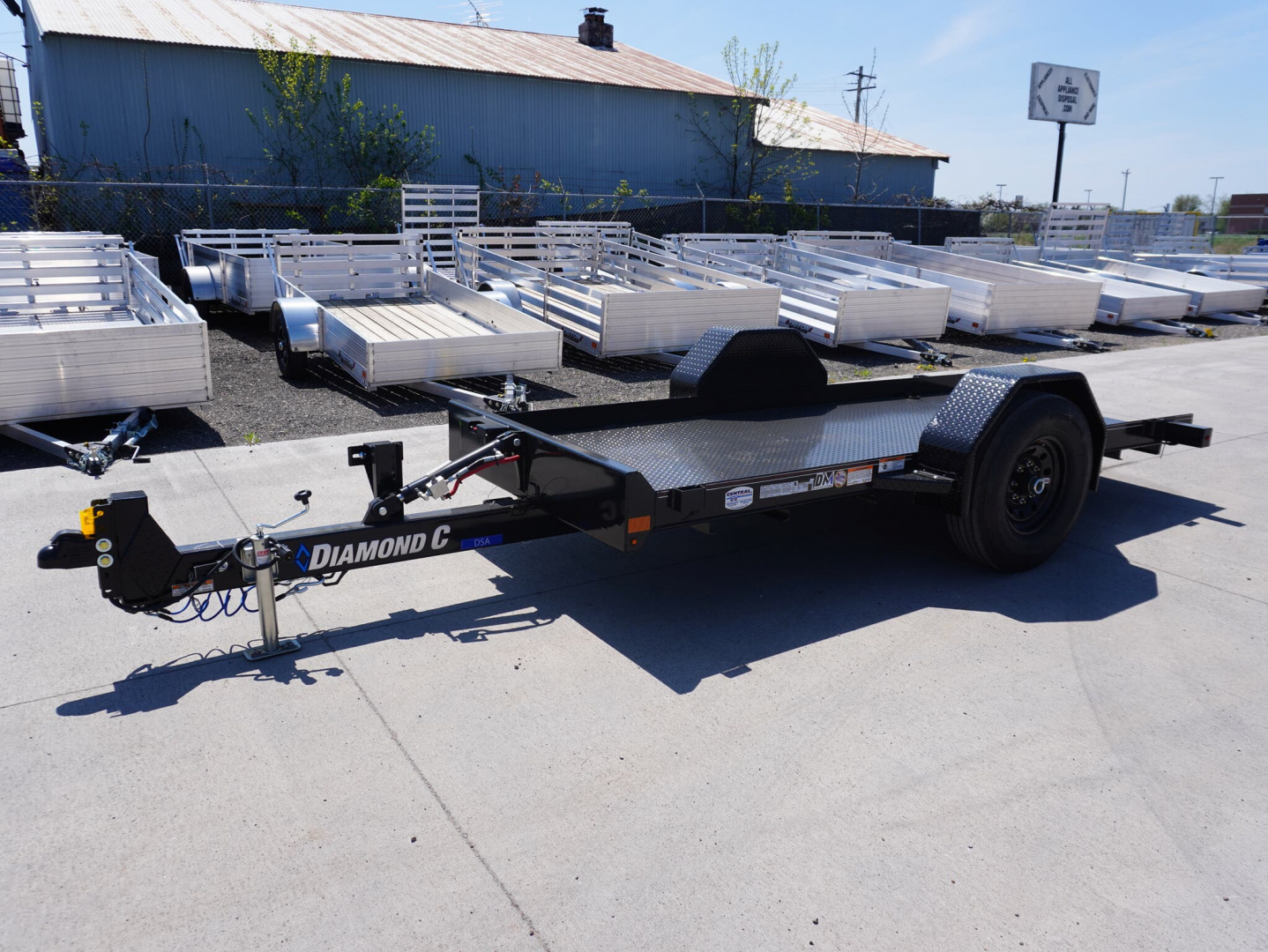 New 2025 Diamond C Trailers 107 59'x12ft Tilt