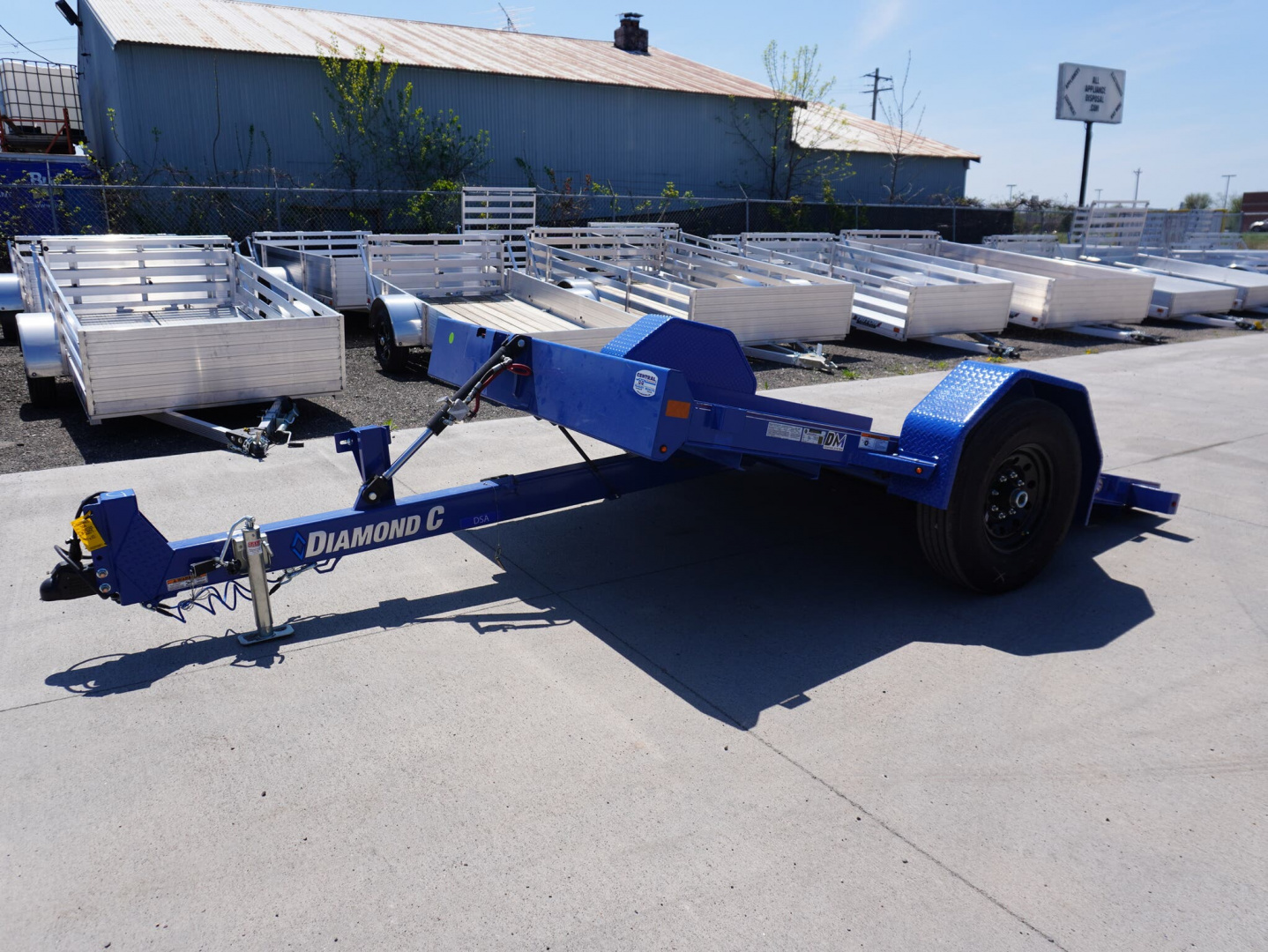 New 2025 Diamond C Trailers 107 77'x10ft Tilt