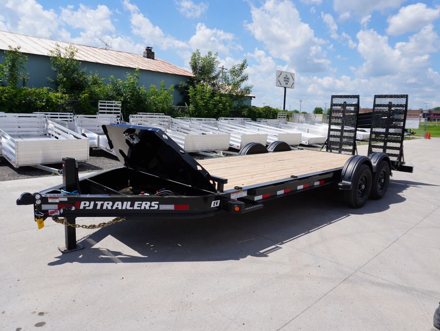 New 2026 PJ Trailers 20ft Equipment Trailer