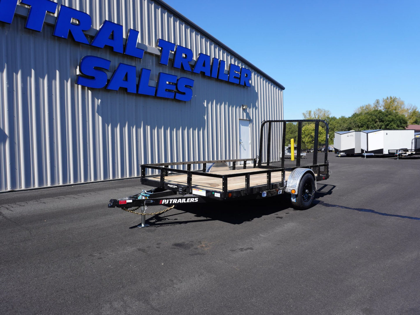 New 2025 PJ Trailers 77'x12ft Utility
