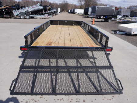 New 2025 Diamond C Trailers 135 83'x14ft Venture Utility