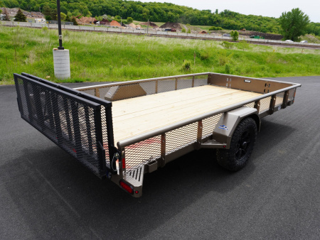 New 2025 Diamond C Trailers 135 83'x14ft Venture Utility