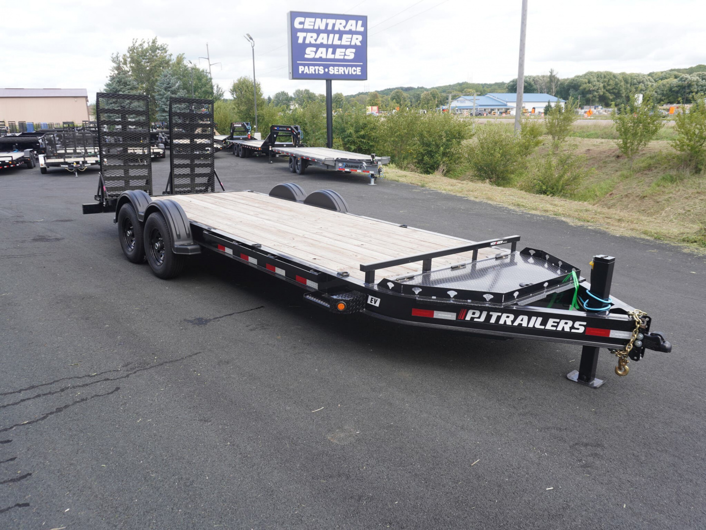 New 2026 PJ Trailers 20ft Equipment Trailer