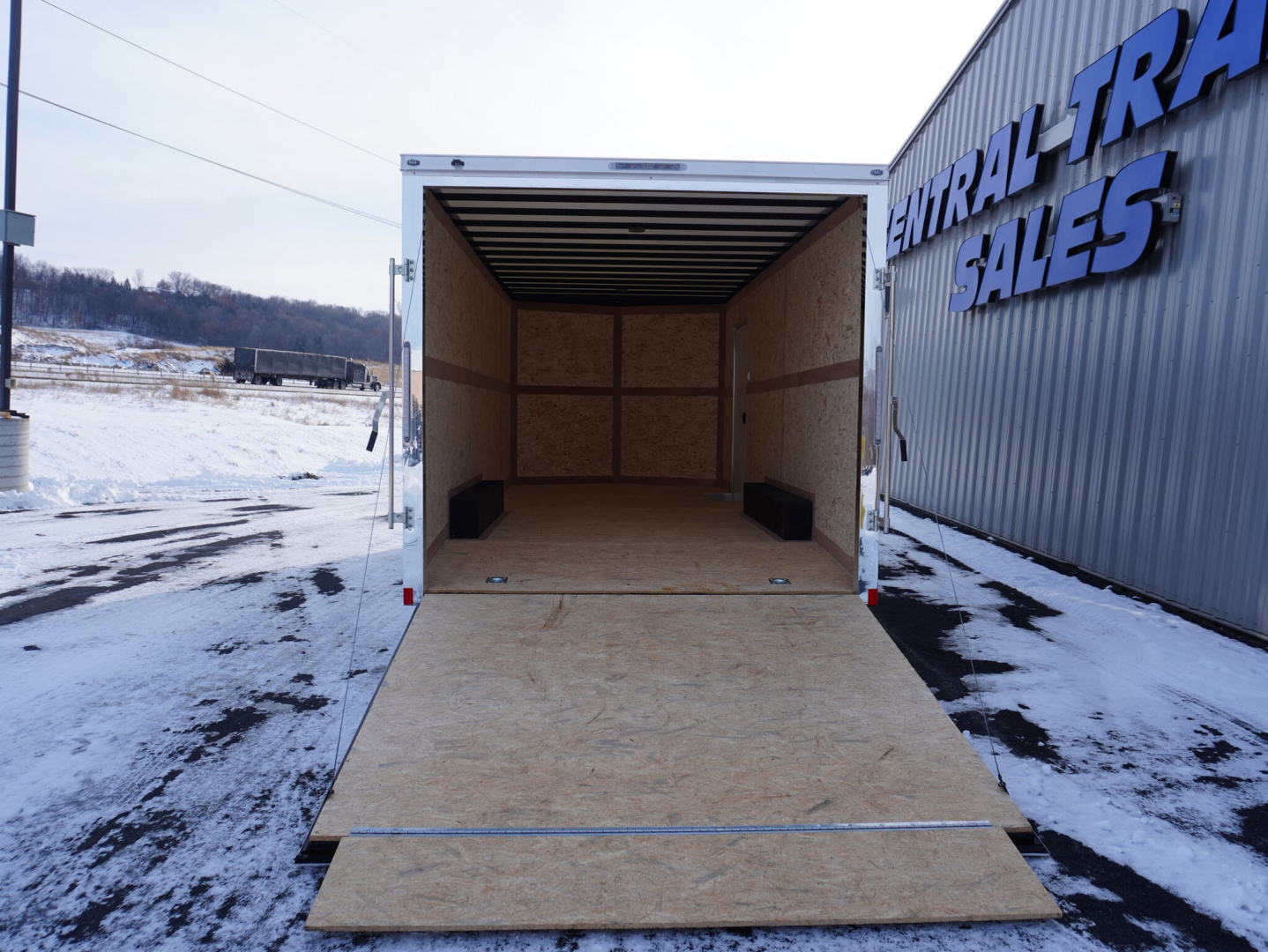 New 2026 Cross Trailers 8.5X20 Enclosed Car Hauler Car Hauler