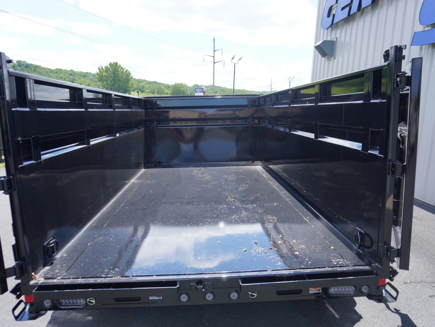 New 2026 Load Trail 83'x14' Dump Trailer