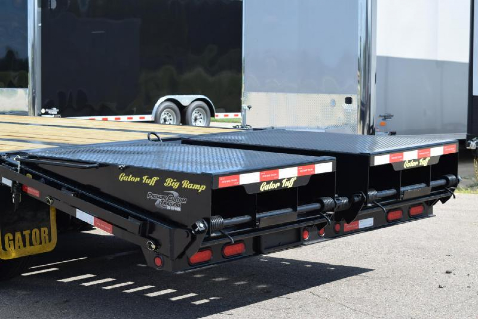 New GATORMADE 20'+5' ELITE GOOSENECK HEAVY EQUIPMENT TRAILER w/ HYDRAULIC JACKS