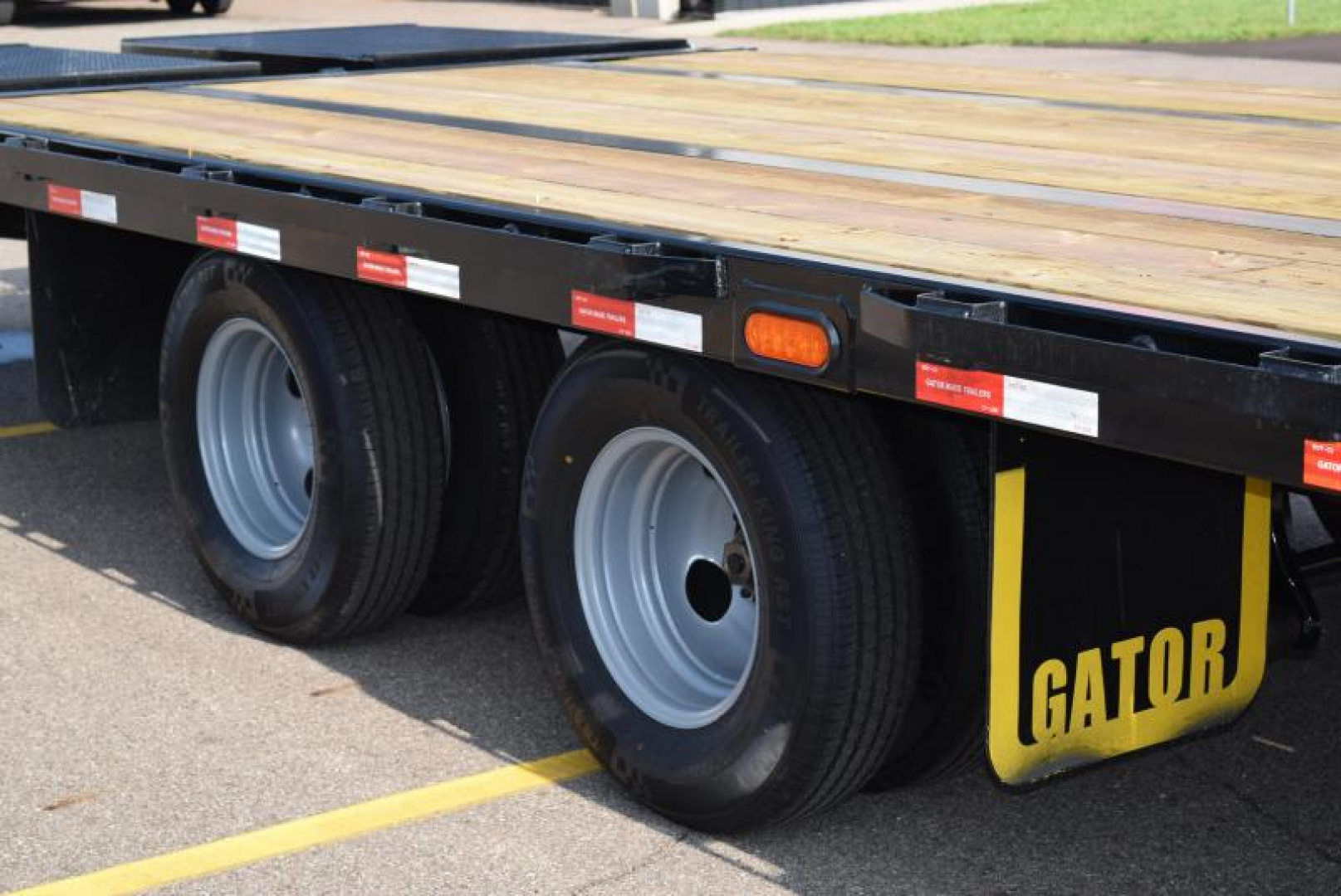 New GATORMADE 30+5 TANDEM DUAL ELITE GOOSENECK HEAVY EQUIPMENT TRAILER
