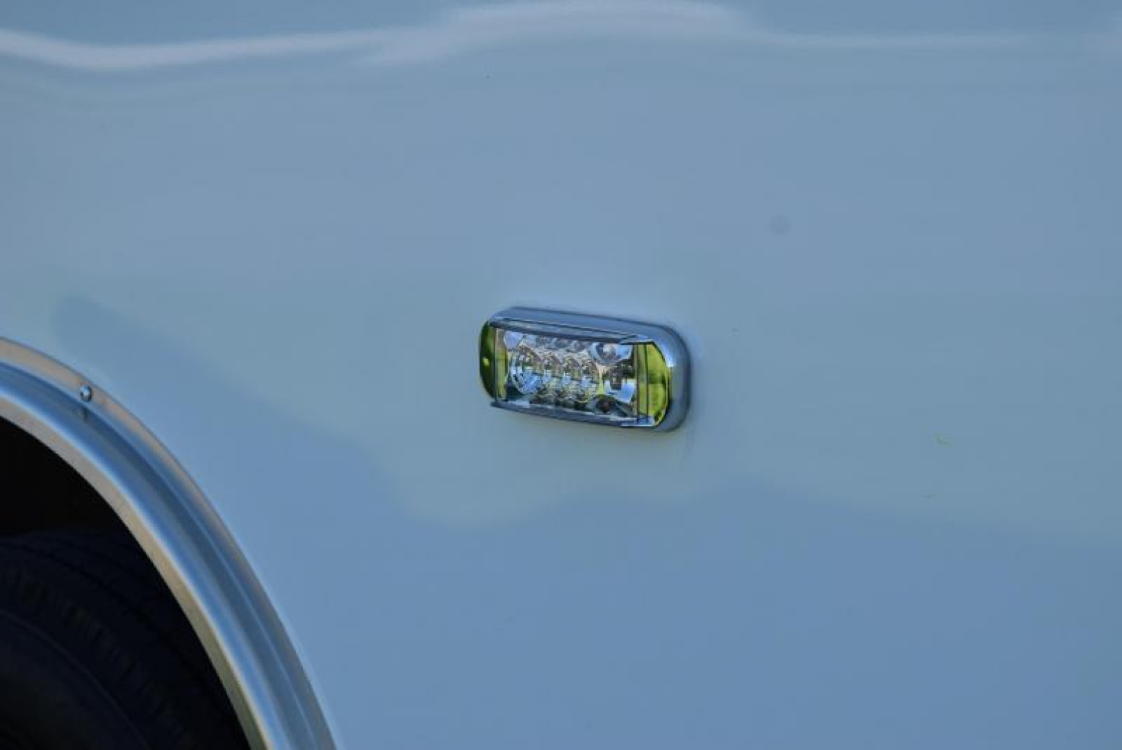 New BRAVO STAR 38' GOOSENECK PULLING TRACTOR TRAILER