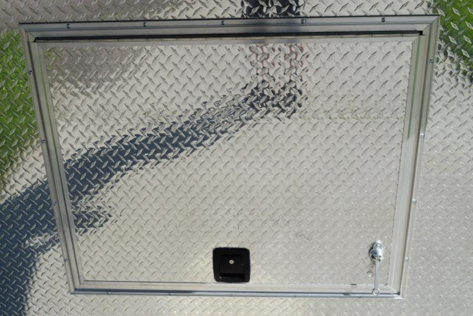 New BRAVO STAR 38' GOOSENECK PULLING TRACTOR TRAILER