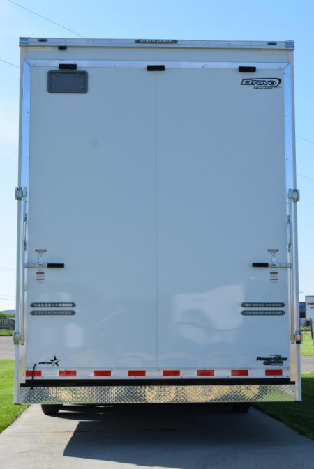 New BRAVO STAR 38' GOOSENECK PULLING TRACTOR TRAILER