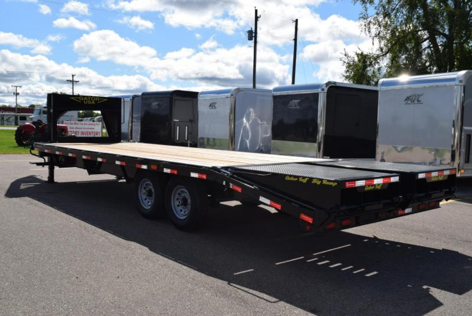 New GATORMADE 20'+5' WORKHORSE GOOSENECK HEAVY EQUIPMENT TRAILER
