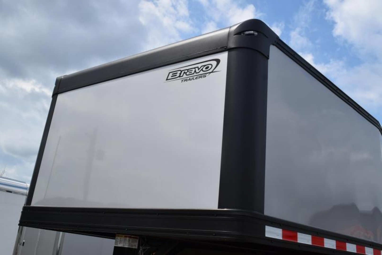 New BRAVO 8.5x36' STAR GOOSENECK RACE TRAILER