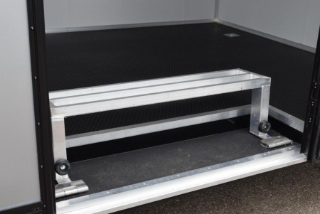 New BRAVO 8.5x36' STAR GOOSENECK RACE TRAILER