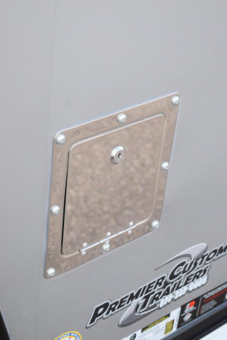 New BRAVO 8.5x36' STAR GOOSENECK RACE TRAILER