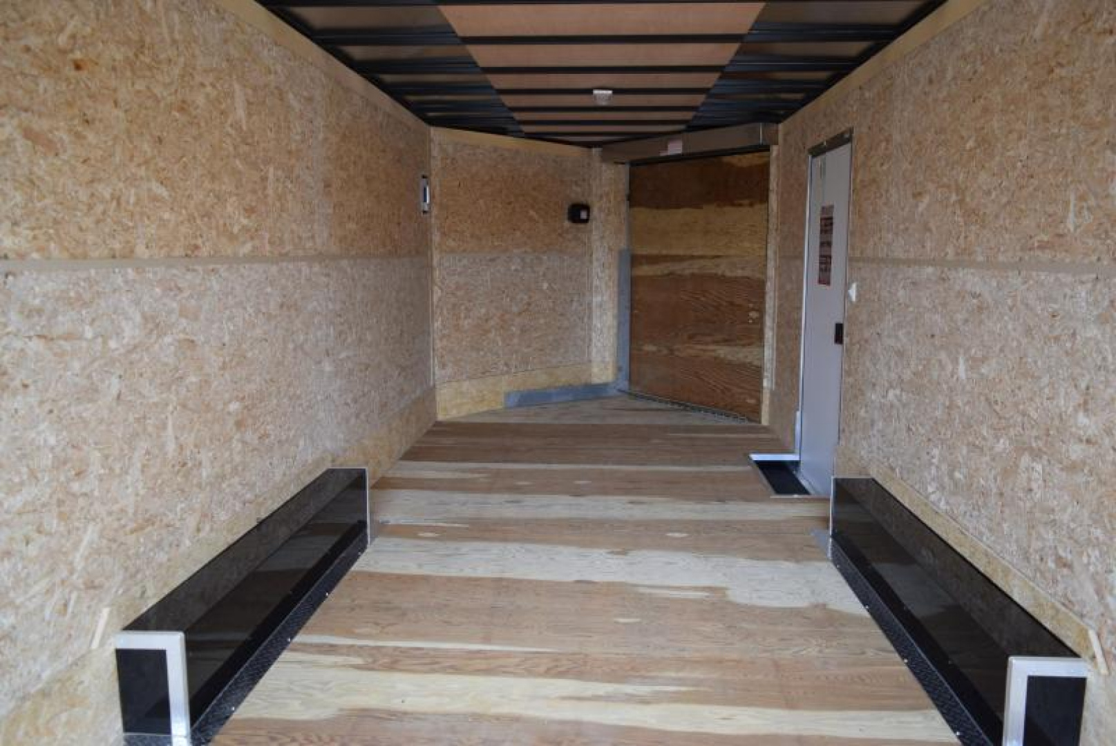 New BRAVO STAR 8.5x20+5 COMBO SNOWMOBILE/CAR HAULER