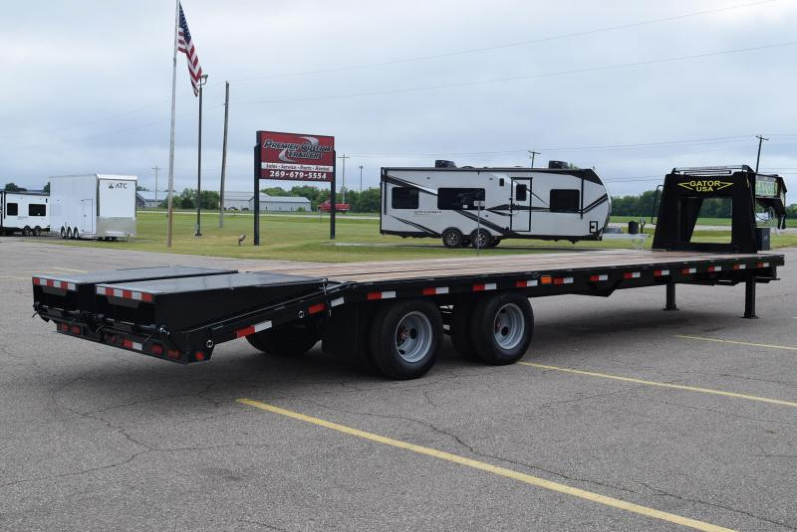 New GATORMADE 25'+5' ELITE GOOSENECK HEAVY EQUIPMENT TRAILER w/ HYDRAULIC JACKS