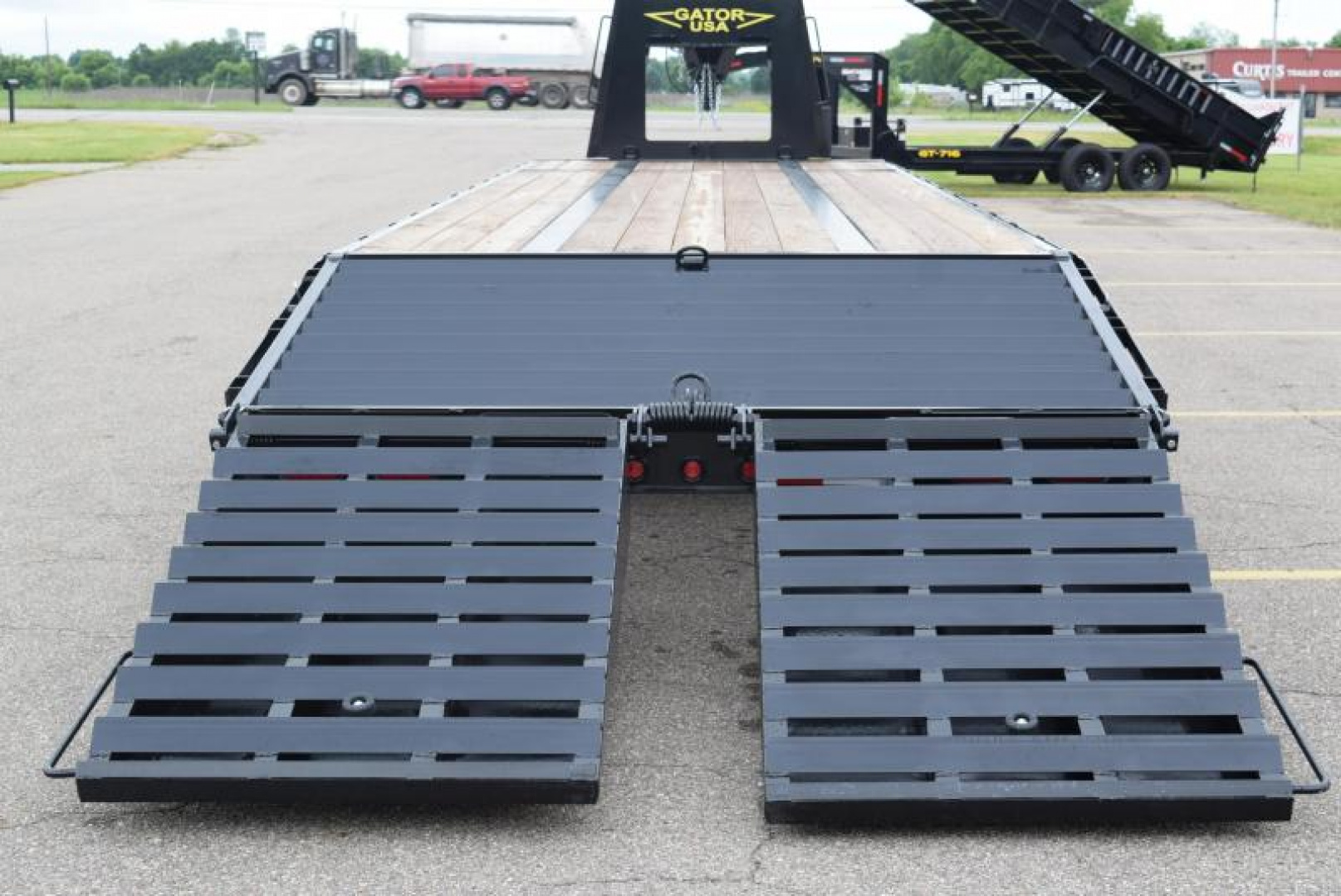 New GATORMADE 25'+5' ELITE GOOSENECK HEAVY EQUIPMENT TRAILER w/ HYDRAULIC JACKS