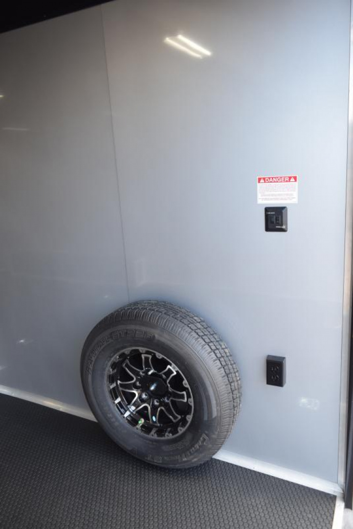 New BRAVO 8.5x28' STP ENCLOSED RACE TRAILER w/ ROCKFORD FOSGATE STEREO SYSTEM