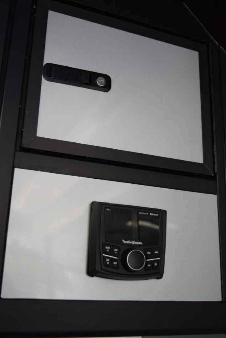 New BRAVO 8.5x28' STP ENCLOSED RACE TRAILER w/ ROCKFORD FOSGATE STEREO SYSTEM