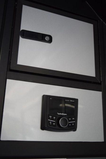 New BRAVO 8.5x28' STP ENCLOSED RACE TRAILER w/ ROCKFORD FOSGATE STEREO SYSTEM