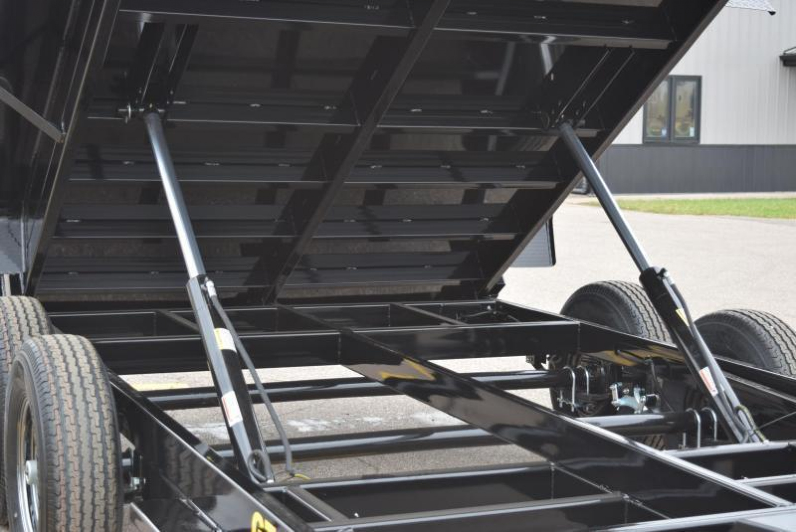 New GRIFFIN 7x12' DUMP TRAILER W/ 12K GVW