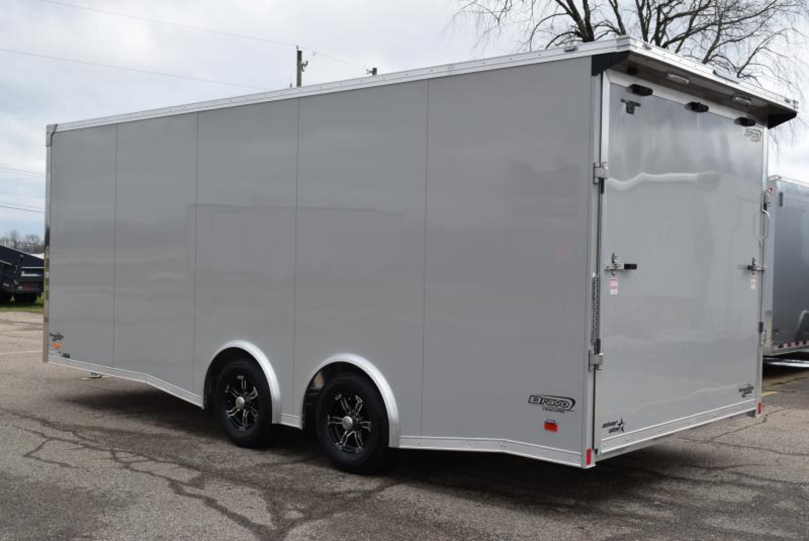 New BRAVO SILVER STAR 8.5x20' ALUMINUM ENCLOSED CAR HAULER w/ 5200lb AXLES