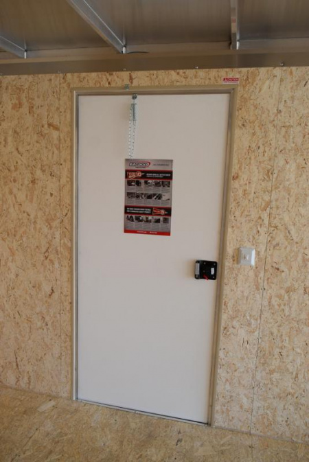 New BRAVO SILVER STAR 8.5x22' ALUMINUM ENCLOSED CAR HAULER w/ 5200lb AXLES