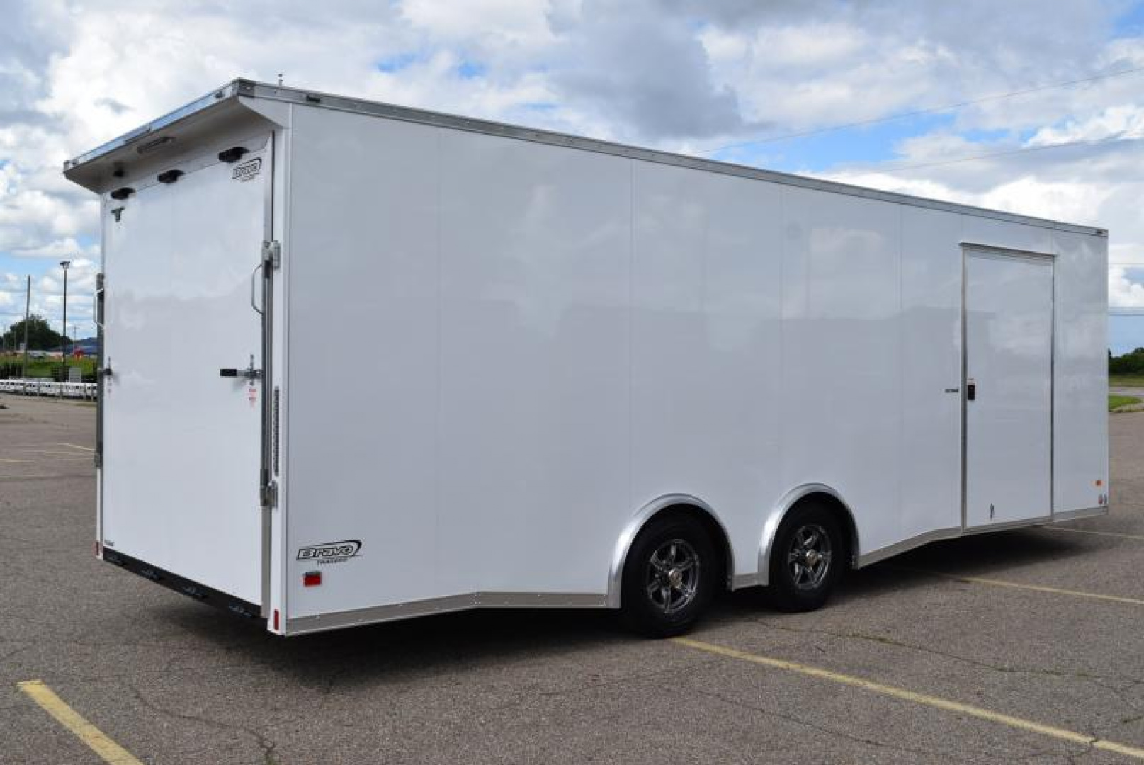 New BRAVO 8.5x24 SCOUT PERFORMANCE ENCLOSED RACE TRAILER