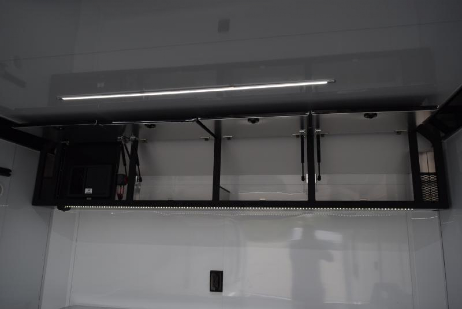 New ATC 8.5x24' ROM 450 CAR HAULER *PLUS PACKAGE* w/ PREMIUM ESCAPE DOOR